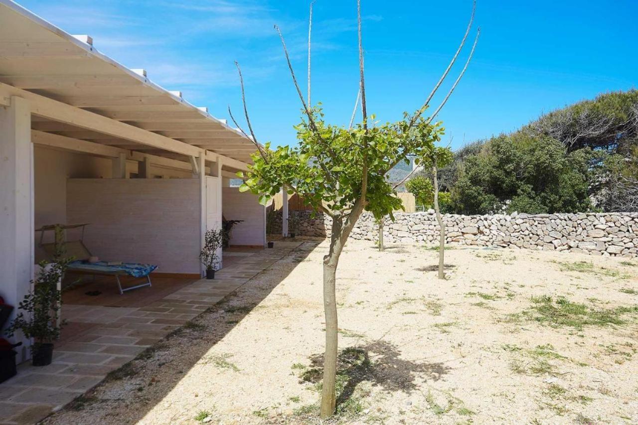 Bed and Breakfast Stabilimento Lido Burrone à Favignana Extérieur photo