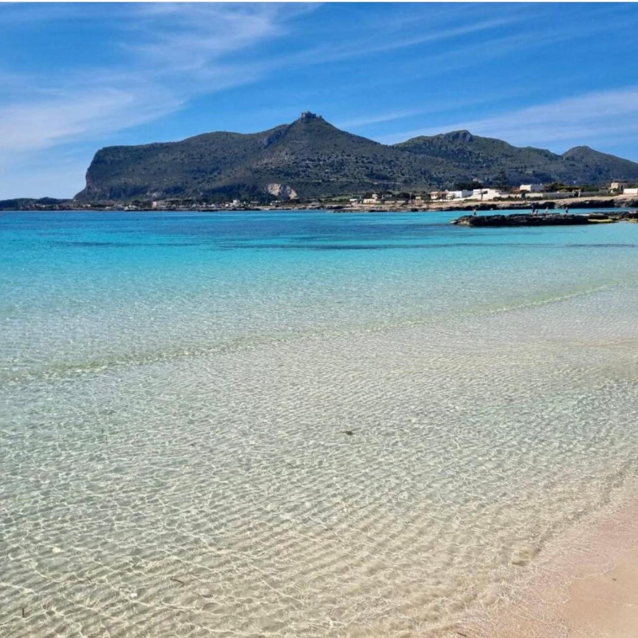 Bed and Breakfast Stabilimento Lido Burrone à Favignana Extérieur photo